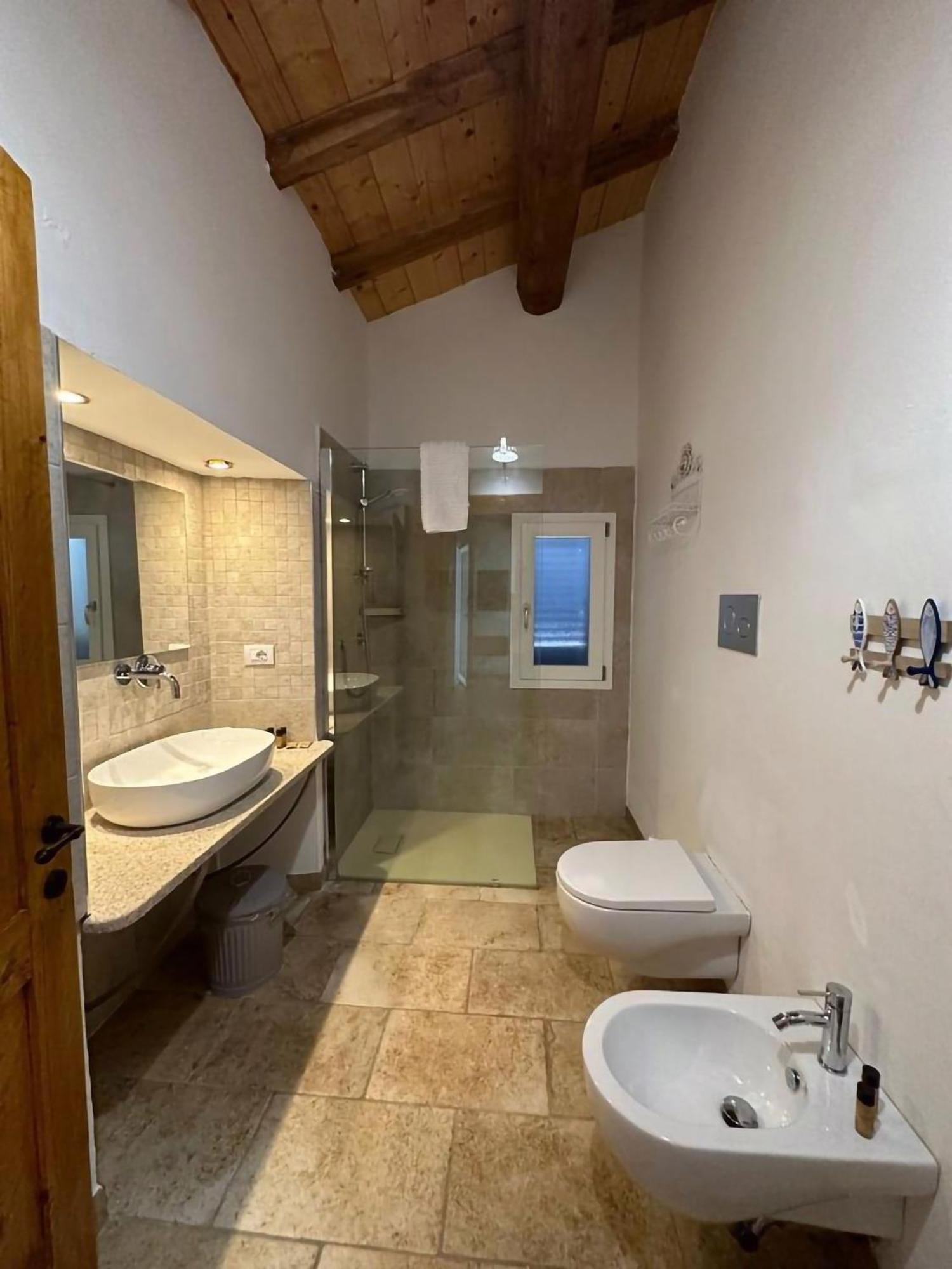 Monti Russu Natural Guest House Aglientu Exteriör bild